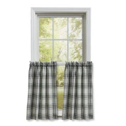 Onyx & Ivory Tiers - 72x36